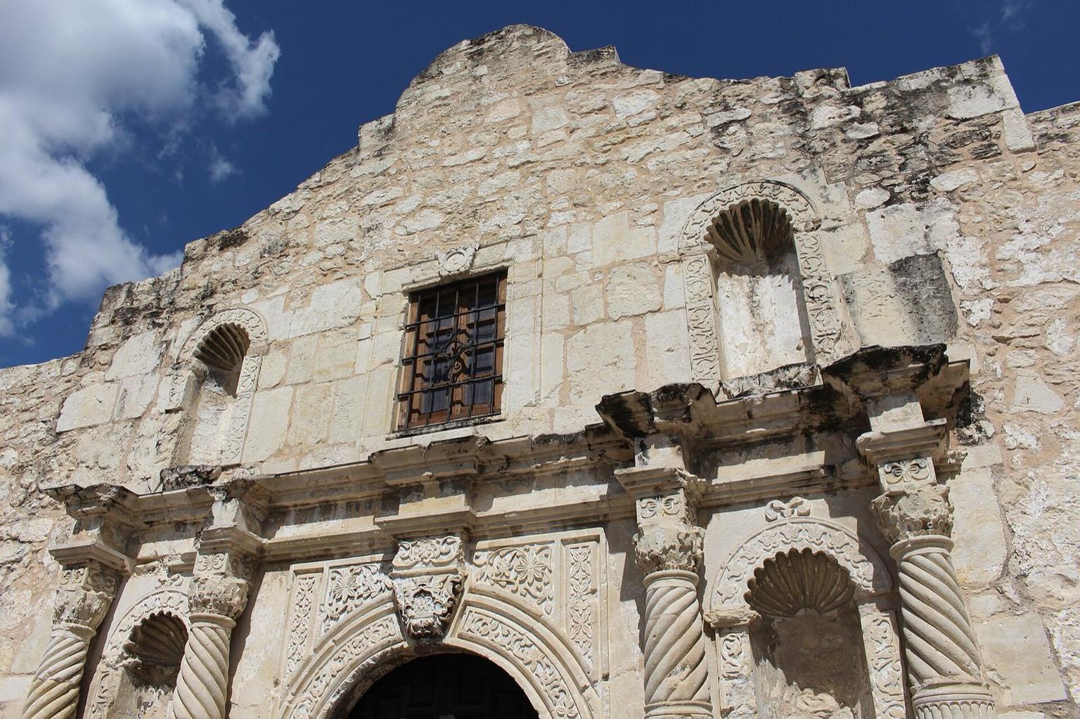 San Antonio Beyond the Riverwalk: 8 Spots Where Locals Actually Eat